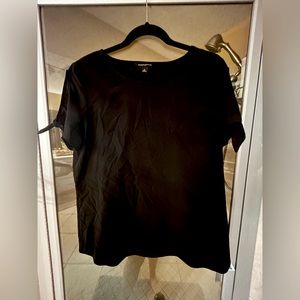 black banana republic tshirt